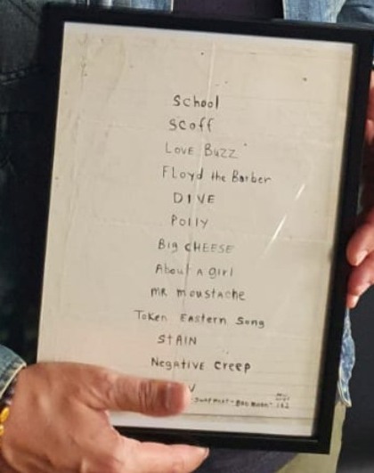 Handwritten setlist