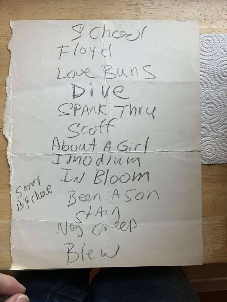 Handwritten setlist