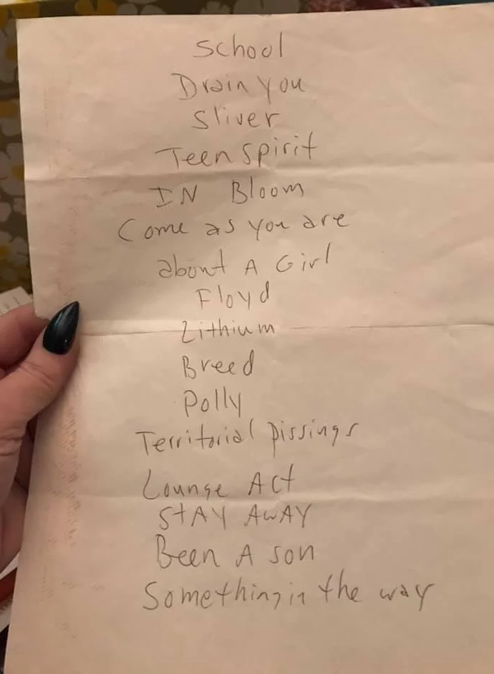 Handwritten setlist