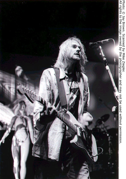 Live Nirvana | Concert Chronology | 1993 | October 31, 1993 - James A ...