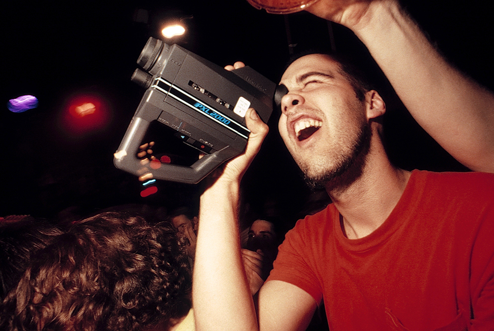 COPYRIGHT: © Charles Peterson